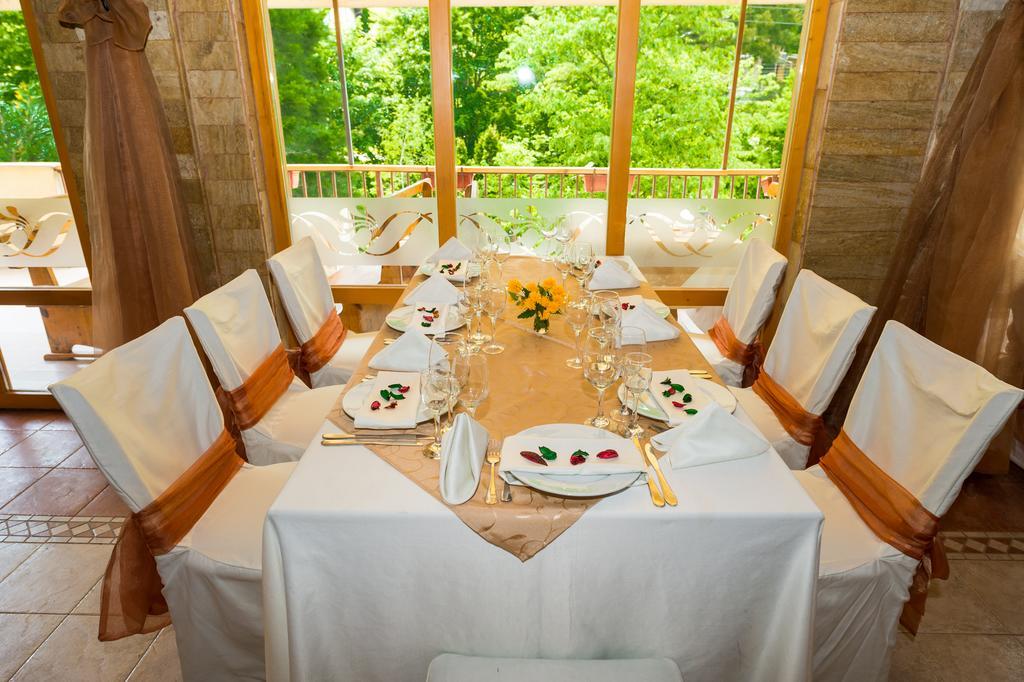 Diva Hotel & Thermal Pool Chiflik Exterior photo