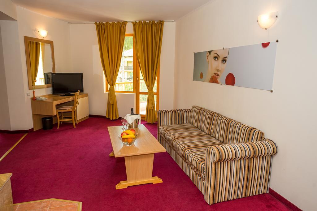 Diva Hotel & Thermal Pool Chiflik Exterior photo