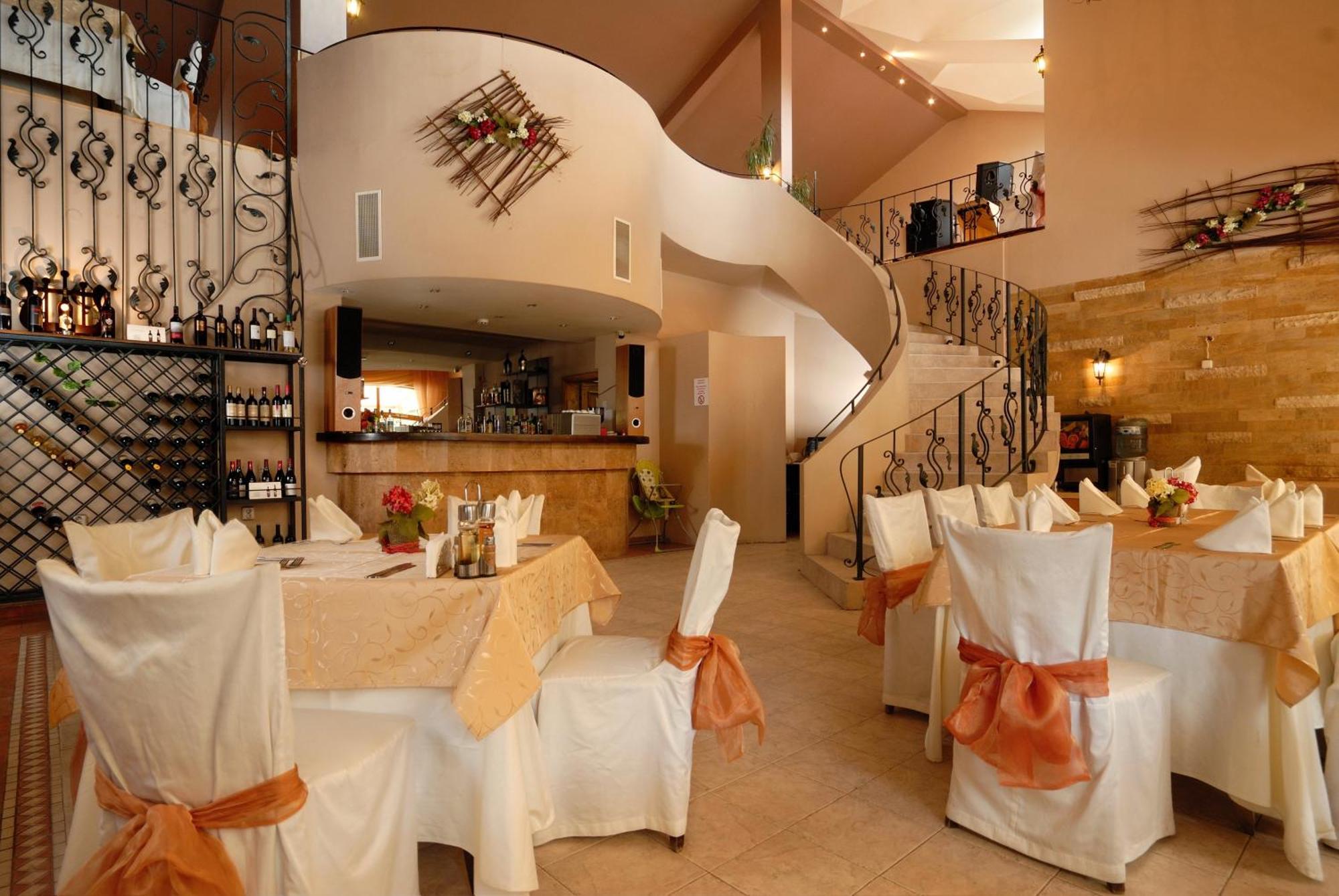 Diva Hotel & Thermal Pool Chiflik Exterior photo